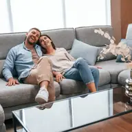 Cum isi poate adapta un furnizor energie electrica serviciile pentru consumatorii din Pitesti?
