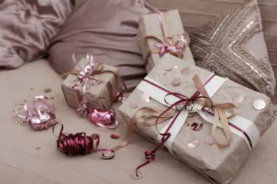 Cat de mult conteaza ambalajul atunci cand oferi un cadou? Idei pentru ambalarea cadoului perfect